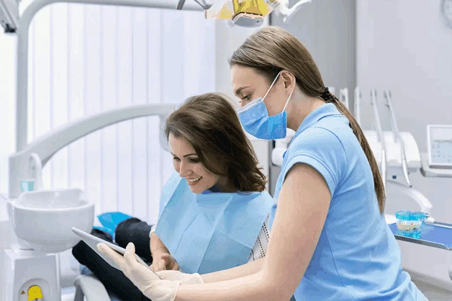 In-Office vs. Take-Home Teeth Whitening: Which Is Right for You?